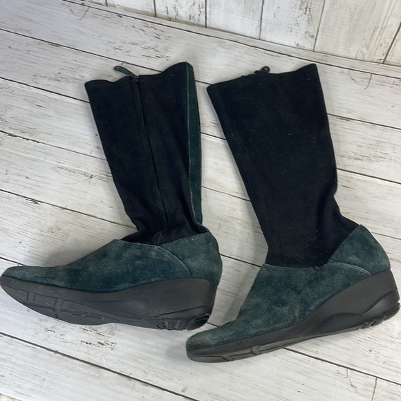 Rockport Waterproof Suede and Fabric Navy Blue and Black Knee High Wedge Boots - Picture 10 of 15